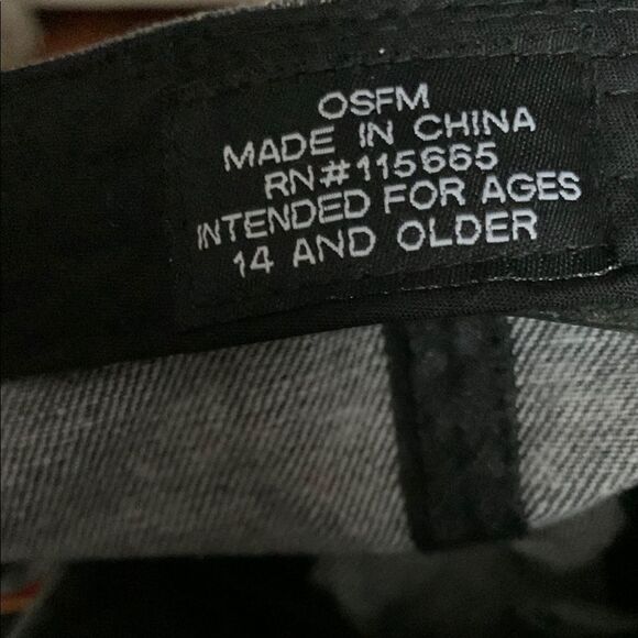 Pokémon Pikachu Patch 2017 Cap - Picture 7 of 9